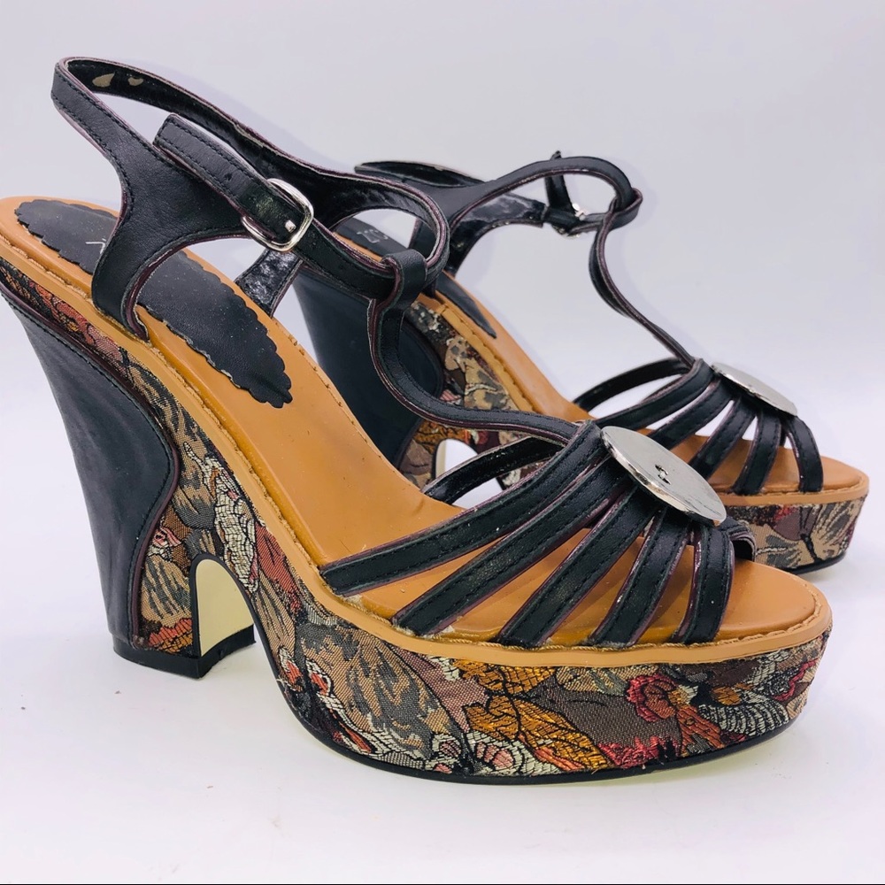 ZINC women’s Heels Sz 6.5M. Platform Leather tops